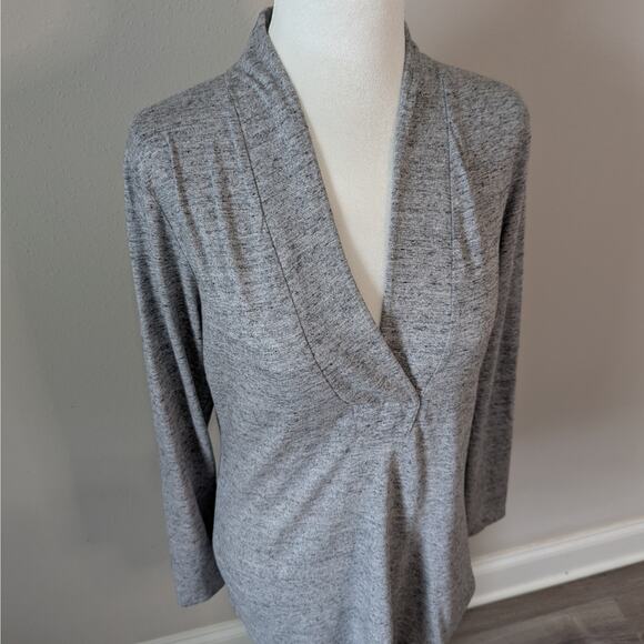 CAbi Heather Gray Deep V-Neck Soft Long Sleeve Top Size Small - Picture 2 of 8